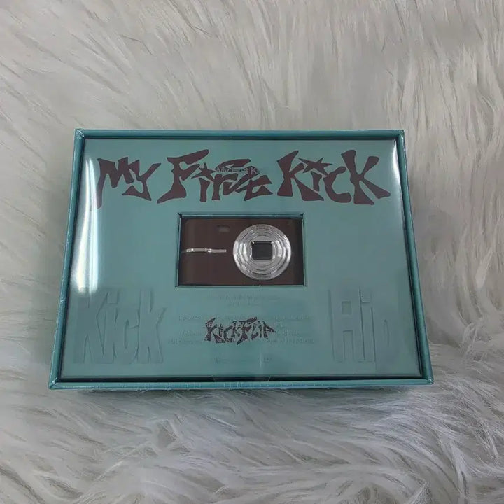 [BUNJANG] Kickflip My First Kick Limited Edition Digital Camera Album / kickflip 킥플립 my first kick 한정반 디카 미니 디지털