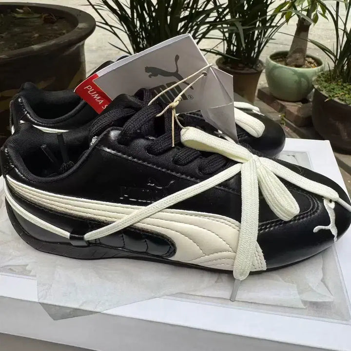 [SOLD OUT] (W) 푸마 x 로제 스피드캣 PRM 블랙 웜 화이트 250MM