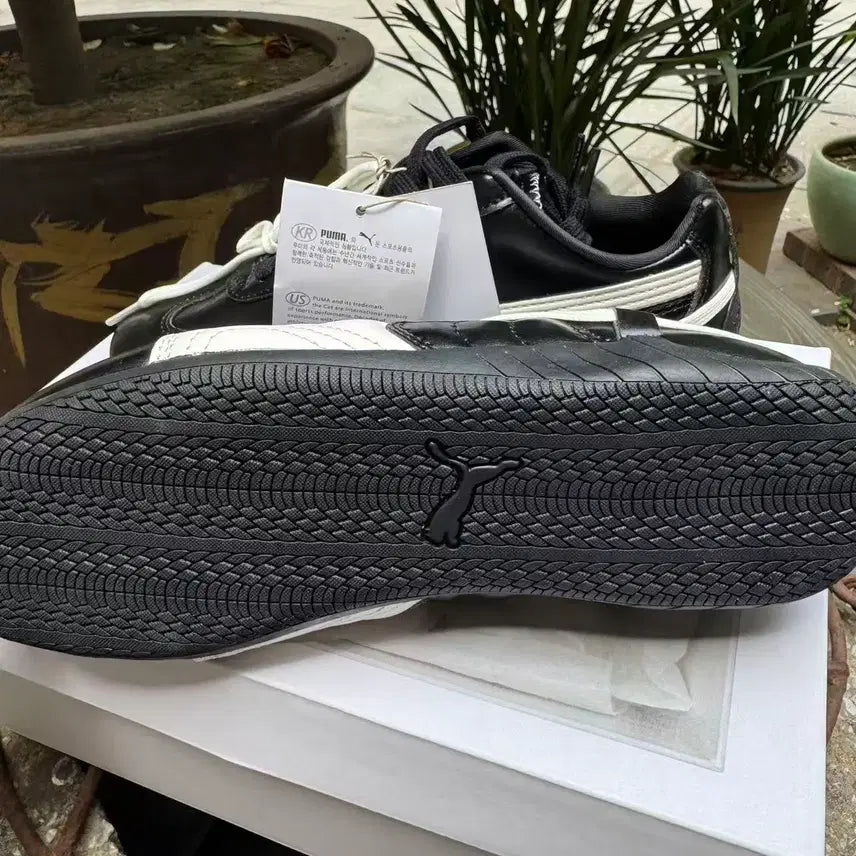 [SOLD OUT] (W) 푸마 x 로제 스피드캣 PRM 블랙 웜 화이트 250MM