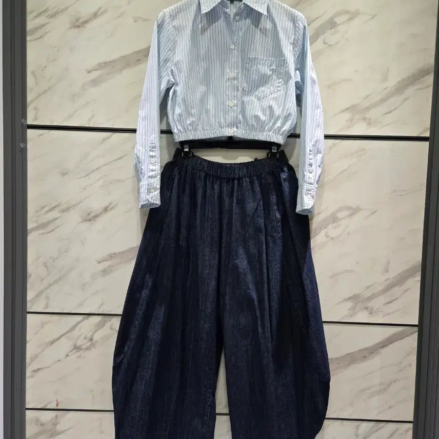 [SOLD OUT] 마쥬 크롭 셔츠