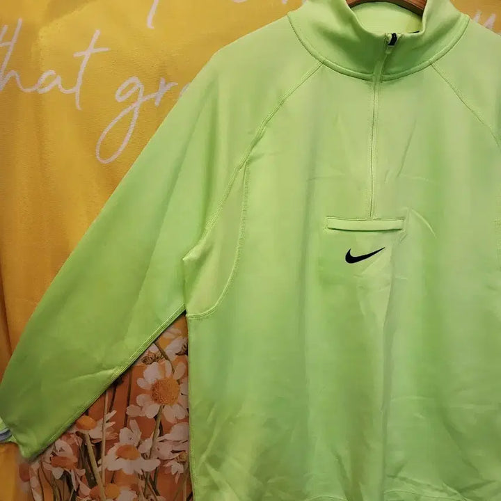 [BUNJANG] Nike Fluorescent Green Half-Zip Long Sleeve Shirt L / 나이키 형광 연두색 하프집업 긴팔티 L