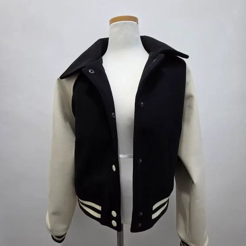 [BUNJANG] Black &amp; Ivory Stadium Jacket / 블랙&amp;아이보리 스타디움 자켓