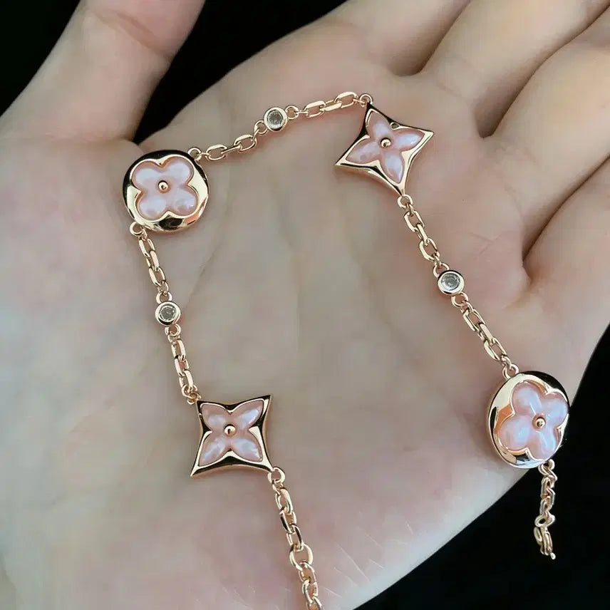 [BUNJANG] Louis Vuitton Rose Gold Blossom Bracelet / 루이비통신상로즈골드 블로썸 브레이슬릿