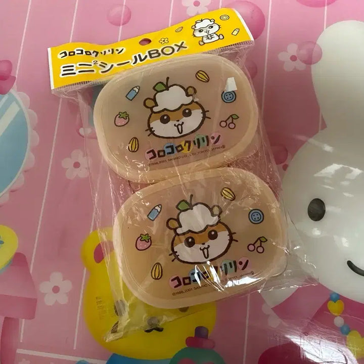 [BUNJANG] CoroCoro Kuririn Lunch Box Storage Case with Hello Kitty Strap / 고전 코로코로 쿠리링 도시락 보관함 키티도시락 키티스트랩