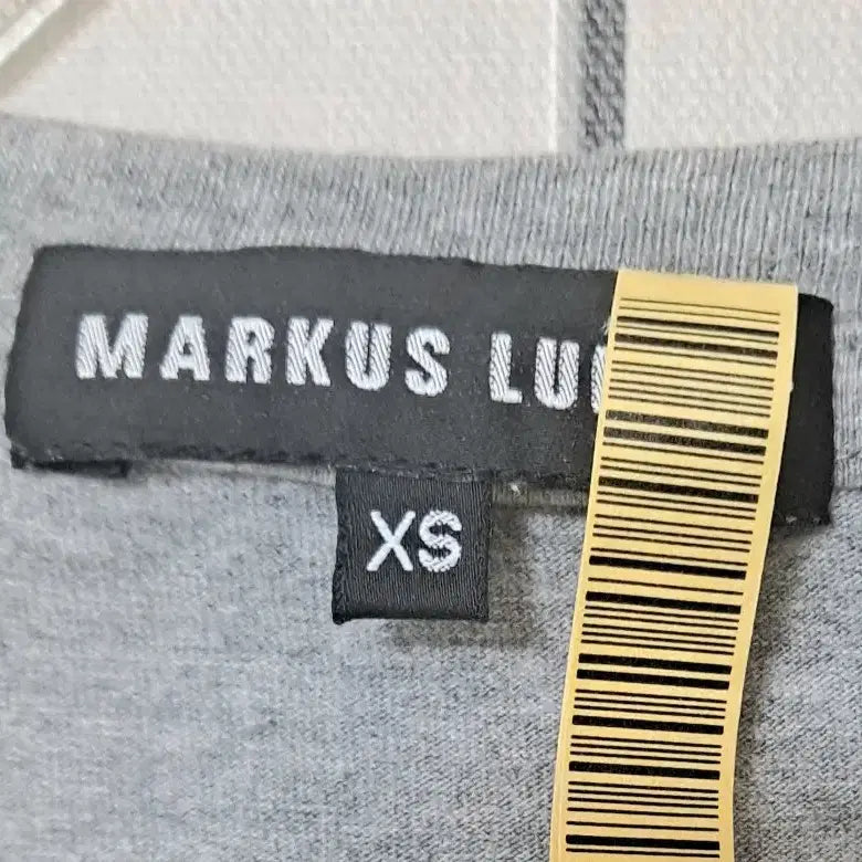[BUNJANG] Markus Lupfer Lip Sequin T-shirt XS / 마커스루퍼 입술 스팽글 티셔츠 XSㅡ정품