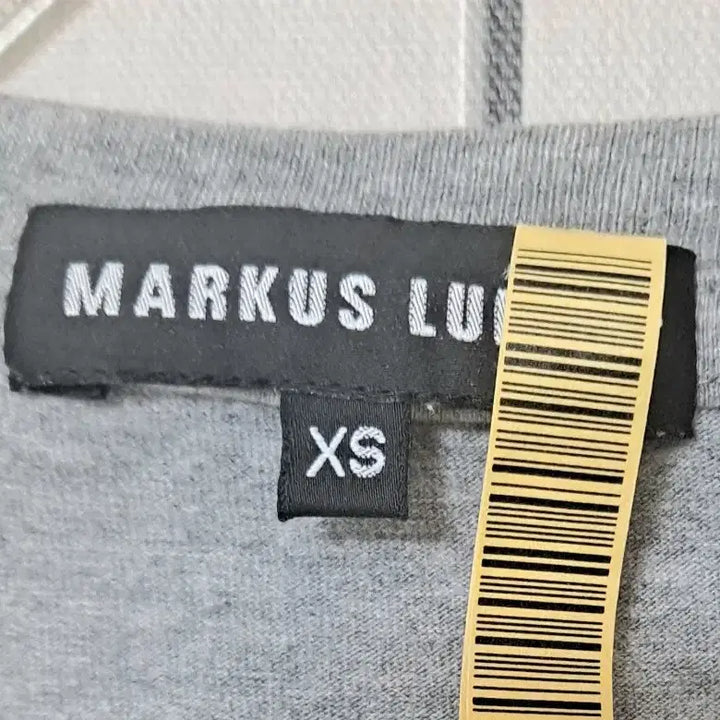 [BUNJANG] Markus Lupfer Lip Sequin T-shirt XS / 마커스루퍼 입술 스팽글 티셔츠 XSㅡ정품