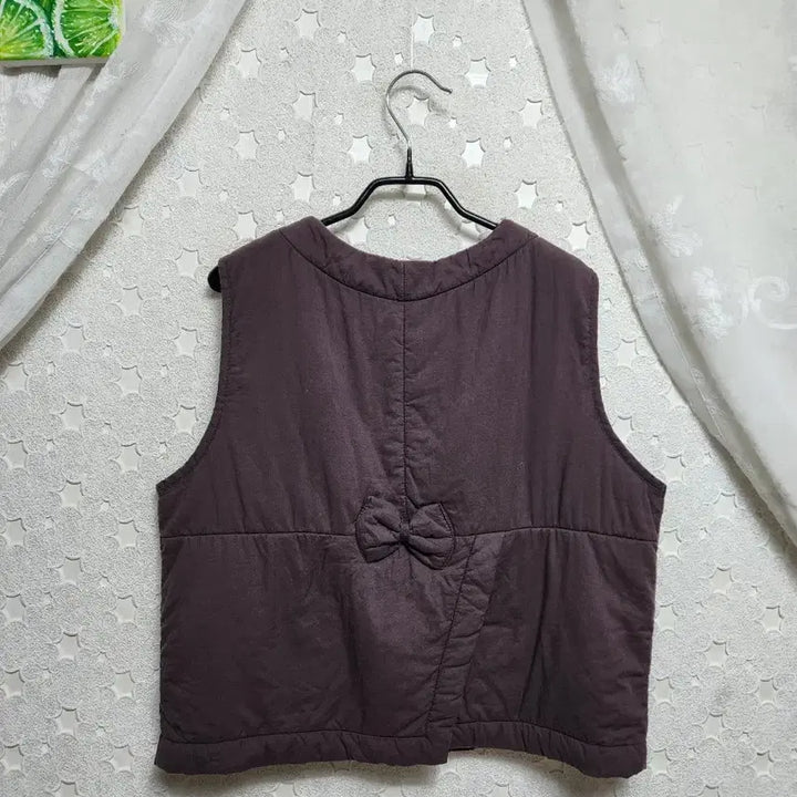 [SOLD OUT] 자수꽃 면누빔 조끼 여성55~66