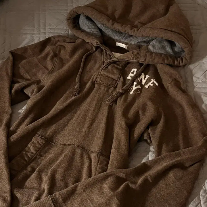 [BUNJANG] Abercrombie Brown Hoodie / 아베크롬비 브라운 후드티