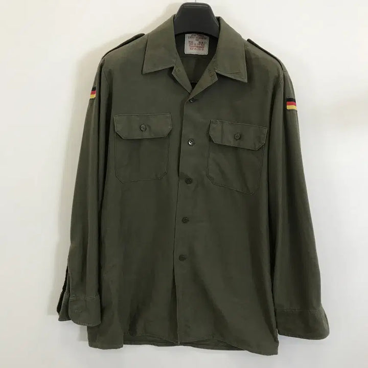 [BUNJANG] 80s 독일군 밀리터리 셔츠 [100-105] / 80s 독일군 밀리터리 셔츠 [100-105]