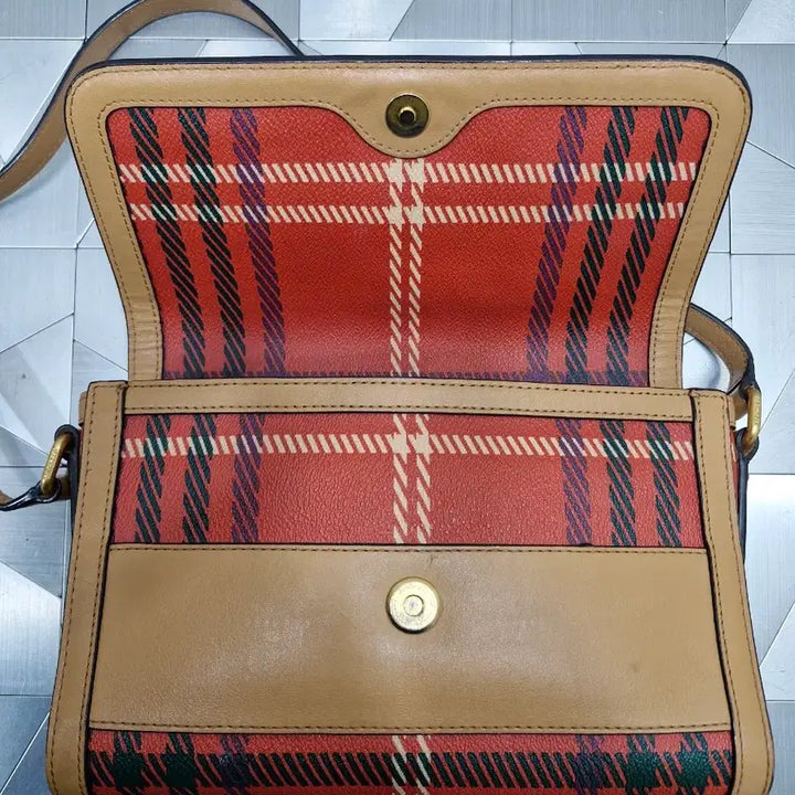 [BUNJANG] Beanpole Crossbody Bag / 빈폴 크로스백 (택포)