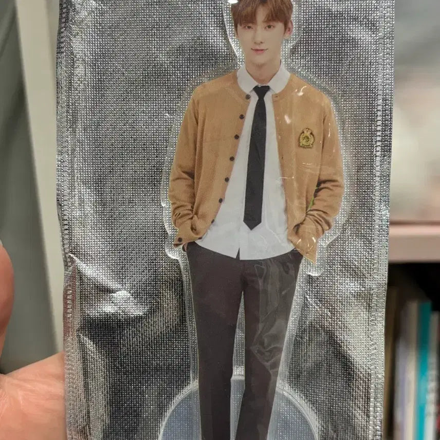 [SOLD OUT] 워너원 황민현 아크릴 스텐드