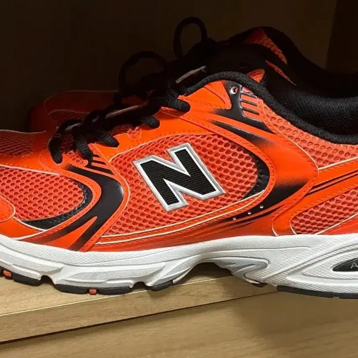 [BUNJANG] New Balance 530 Neon Orange Sneakers / 뉴발란스 530 네온 오렌지 290