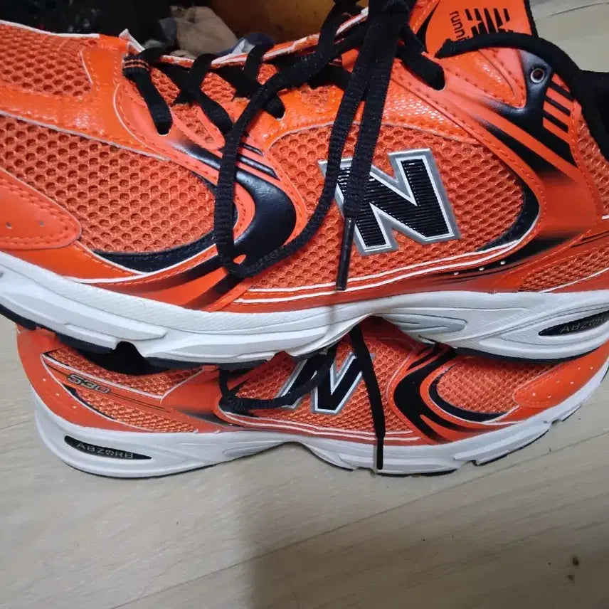 [BUNJANG] New Balance 530 Neon Orange Sneakers / 뉴발란스 530 네온 오렌지 290