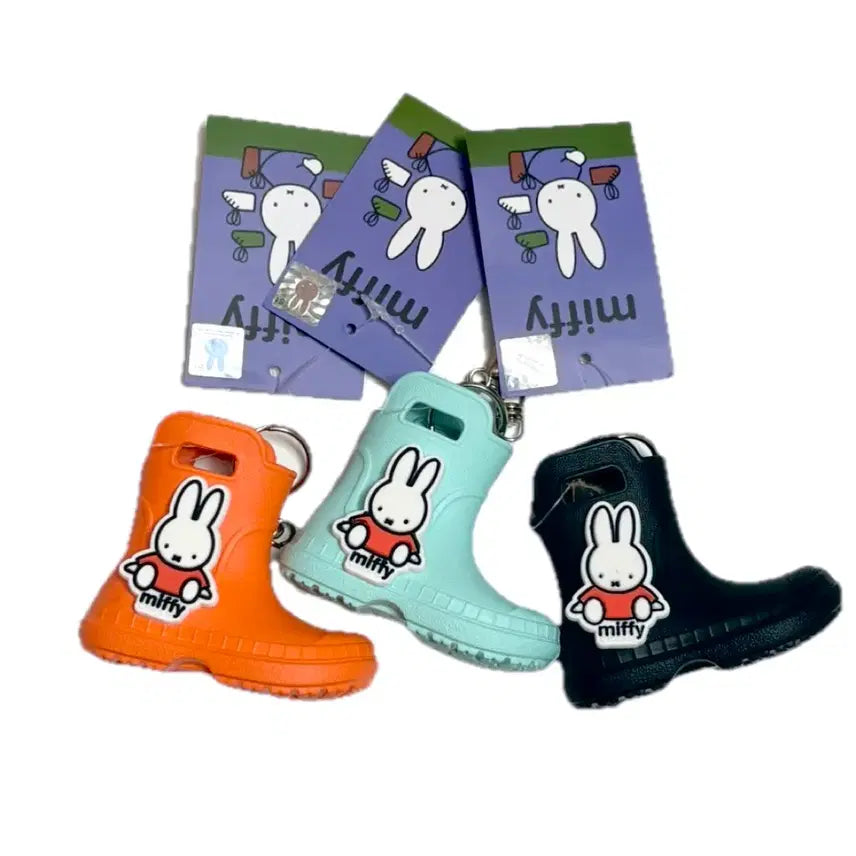 [BUNJANG] Miffy Rain Boots Charm / (초신상)미피 레인부츠 장화 키링