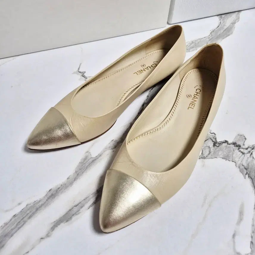 [BUNJANG] Chanel Ballerina Flat Shoes 36.5 / (정품) 샤넬 베이지 / 골드 발레리나 플랫 슈즈 신발 36.5
