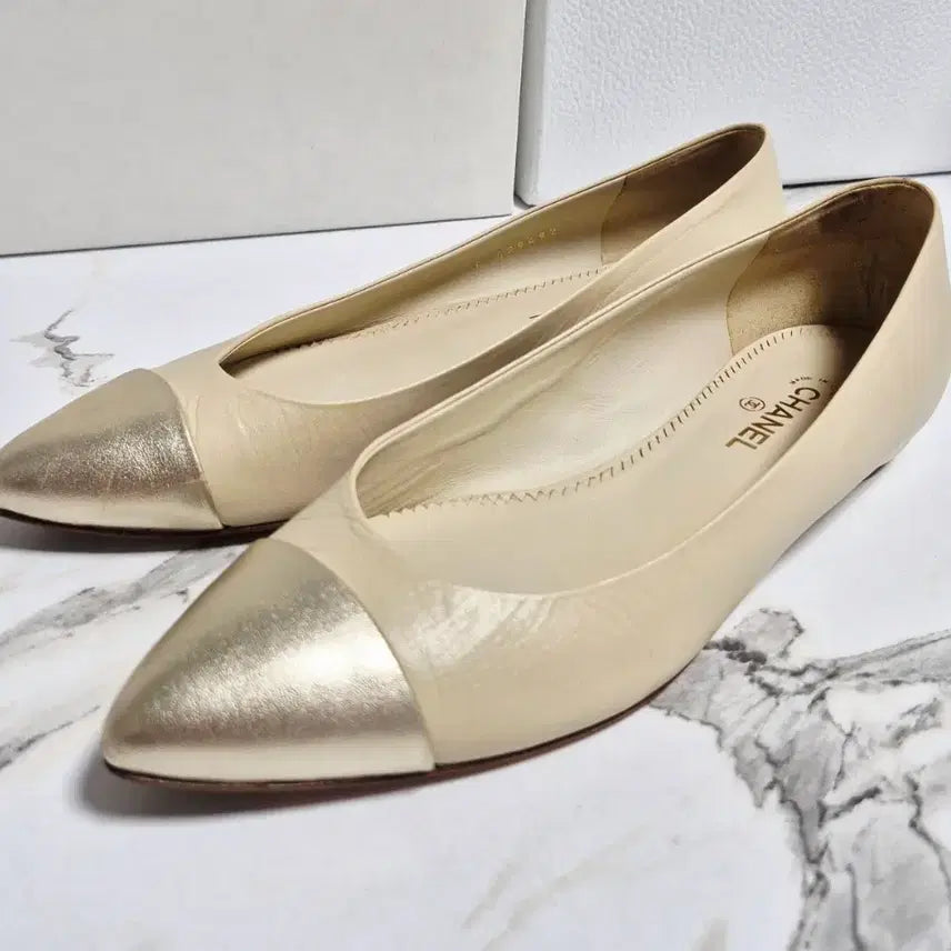 [BUNJANG] Chanel Ballerina Flat Shoes 36.5 / (정품) 샤넬 베이지 / 골드 발레리나 플랫 슈즈 신발 36.5