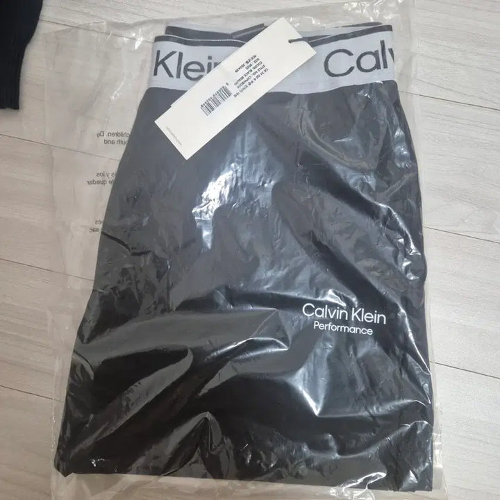 [SOLD OUT] 캘빈클라인 반바지