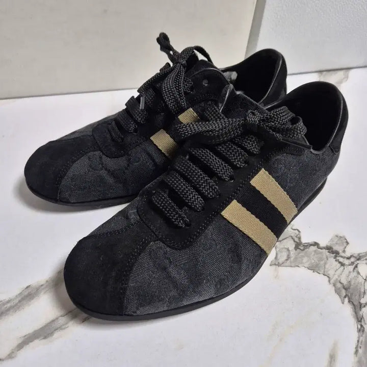 [BUNJANG] Gucci GG Black Suede Sneakers (Size 36.5) / (정품) 구찌 GG 블랙 스웨이드 스니커즈 36.5