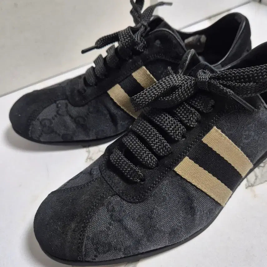 [BUNJANG] Gucci GG Black Suede Sneakers (Size 36.5) / (정품) 구찌 GG 블랙 스웨이드 스니커즈 36.5