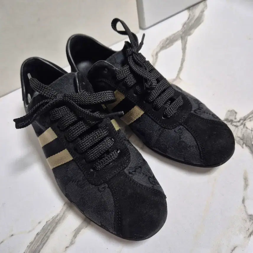 [BUNJANG] Gucci GG Black Suede Sneakers (Size 36.5) / (정품) 구찌 GG 블랙 스웨이드 스니커즈 36.5
