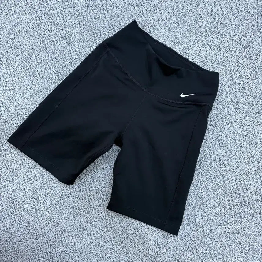 [BUNJANG] Nike Dri-FIT Biker Shorts Leggings / XS 나이킷 드라이핏 바이커쇼츠 레깅스 0407J