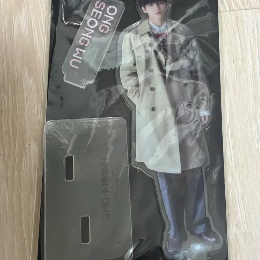 [BUNJANG] Wanna One Ong Seong Wu Therefore Acrylic Standee / 워너원 옹성우 데어포어 막콘 아크릴 스탠드 미개봉