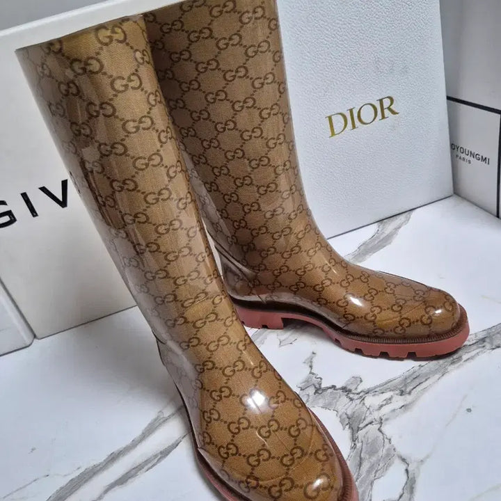 [BUNJANG] Gucci GG Logo Rain Boots 37 / (정품) 구찌 GG 로고 레인부츠 장화 37
