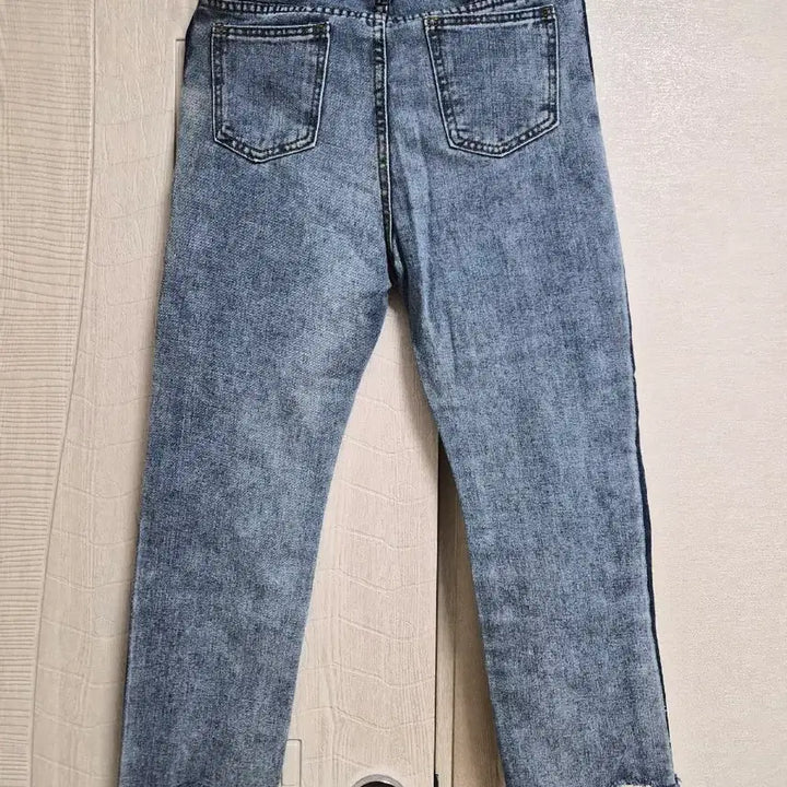 [BUNJANG] Color-Block Denim Cut Jeans / 배색 데님 청바지 컷팅진