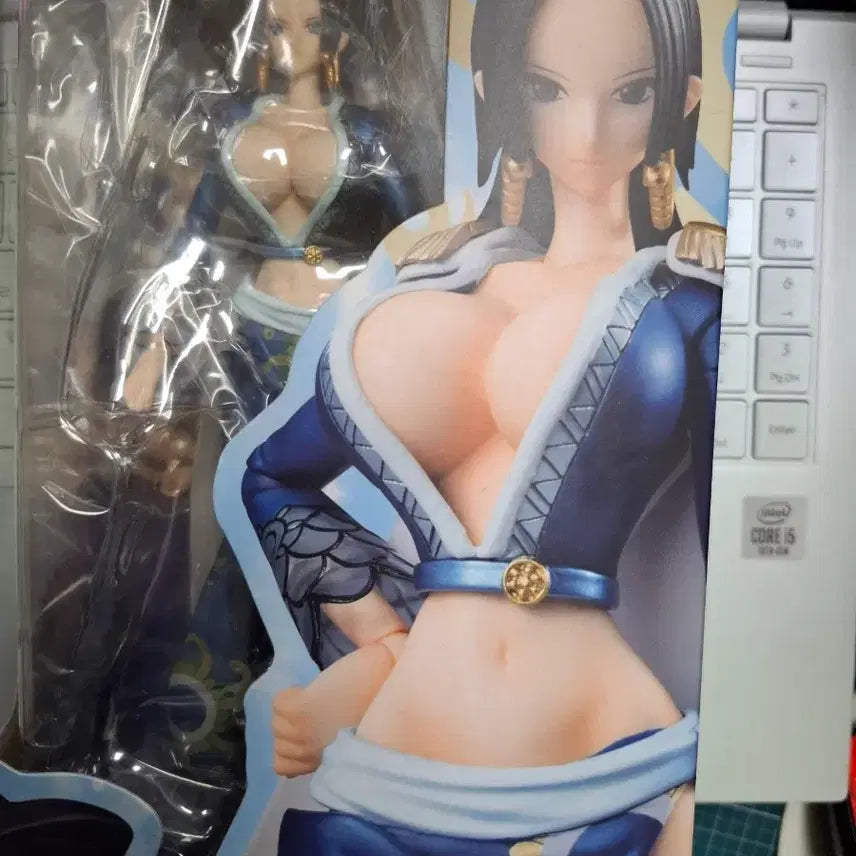 [SOLD OUT] 원피스 보아핸콕 한정판 액션피규어
