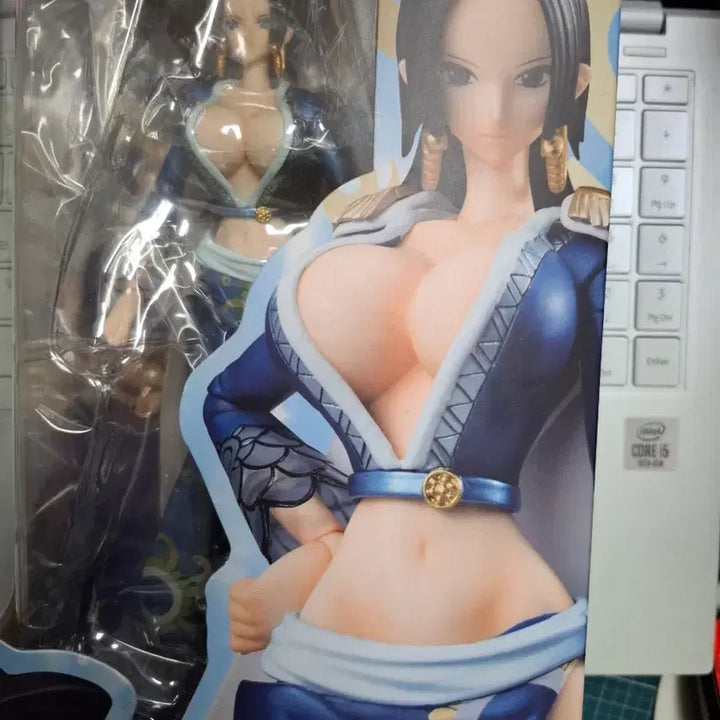 [SOLD OUT] 원피스 보아핸콕 한정판 액션피규어