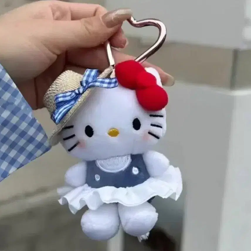 [BUNJANG] Hello Kitty Dress Keychain New / 헬로키티 인형 원피스 키링 백꾸 새제품