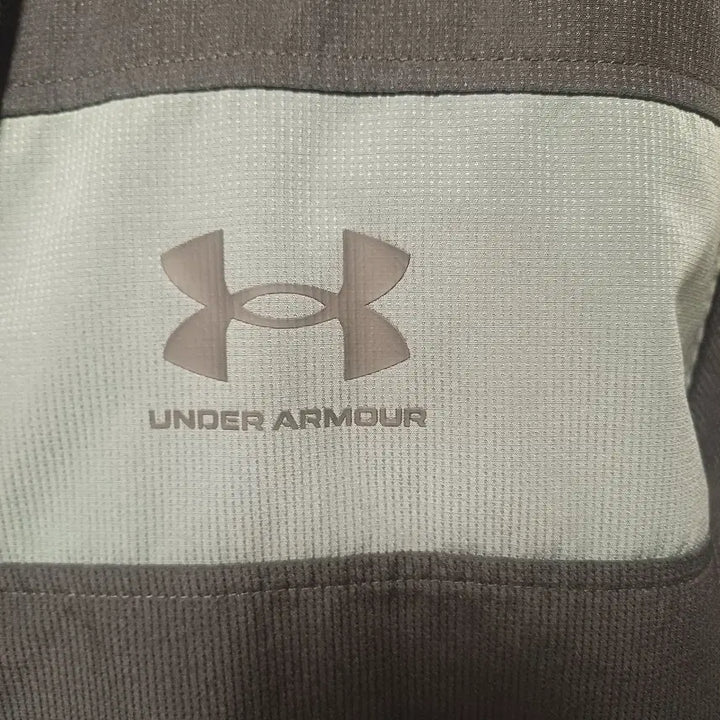 [BUNJANG] Under Armour Sportstyle Loose Fit Windbreaker Jacket / [A급] 언더아머 스포츠스타일 루즈핏 윈드브레이커 (XXL/110)