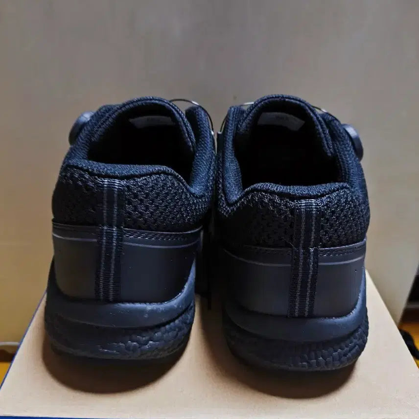 [SOLD OUT] (새상품)265사이즈 남성 다이얼 런닝화 운동화 프로월드컵