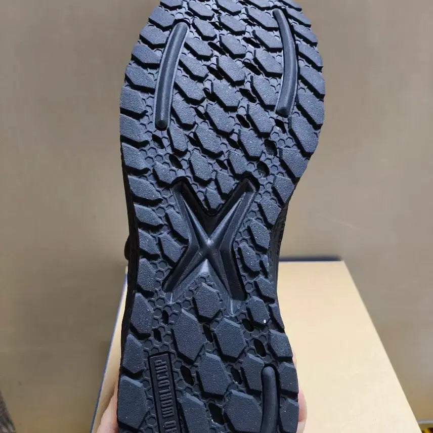 [SOLD OUT] (새상품)265사이즈 남성 다이얼 런닝화 운동화 프로월드컵