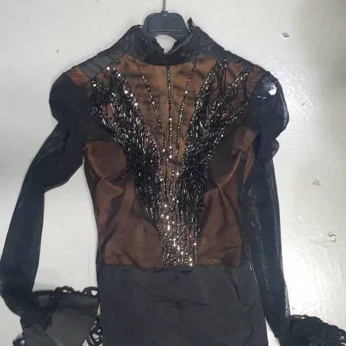 [BUNJANG] Beaded Dancewear Top / 화려한 비즈 장식 댄스복
