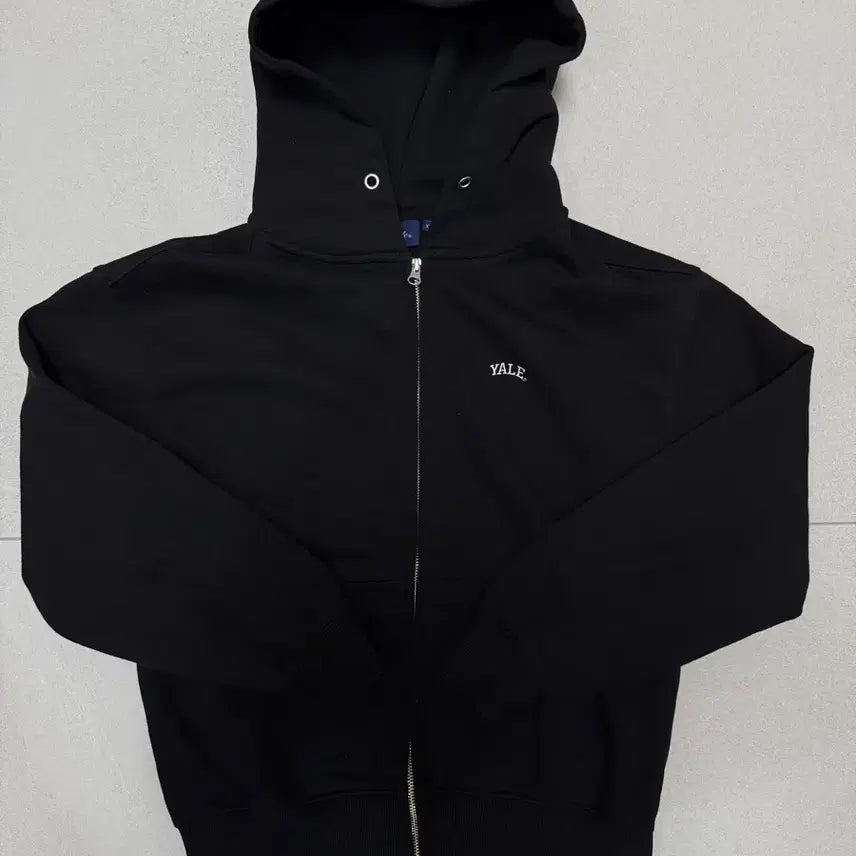 [BUNJANG] Yale Black Hoodie Zip-up (XS) / 예일 블랙 후드집업 (XS)
