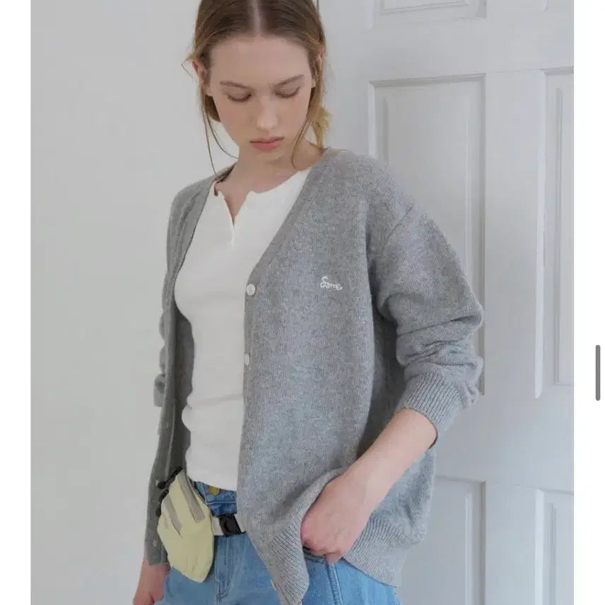 [BUNJANG] Somewherebut Better Rudy V-Neck Cardigan (Gray) / 썸웨어버터 루디 브이넥 가디건 (그레이)