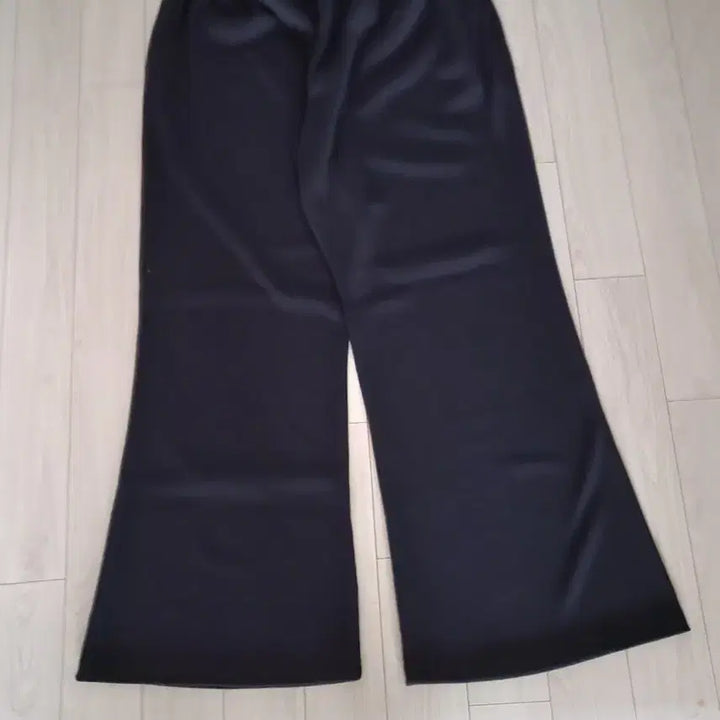 [BUNJANG] High Quality Ribbed Material Pants XL / 새제품 고퀄리티 무료배송