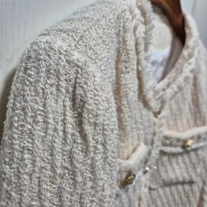 [BUNJANG] Ivory Tweed Jacket with Gold Buttons / (세일)(새상품)아이보리 트위드 자켓 금장 단추