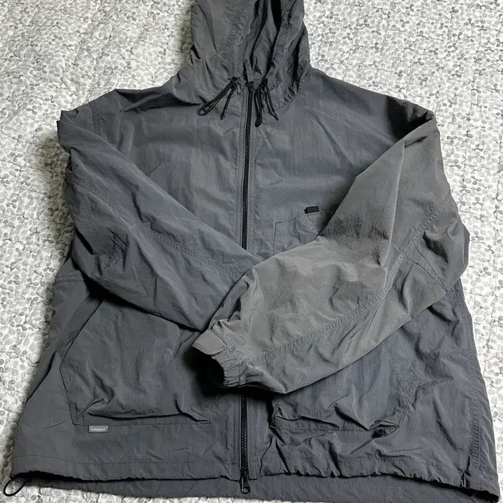 [BUNJANG] Espionage Ray Yacht Windbreaker Charcoal XL / 에스피오나지 Ray Yacht 바람막이 차콜 XL