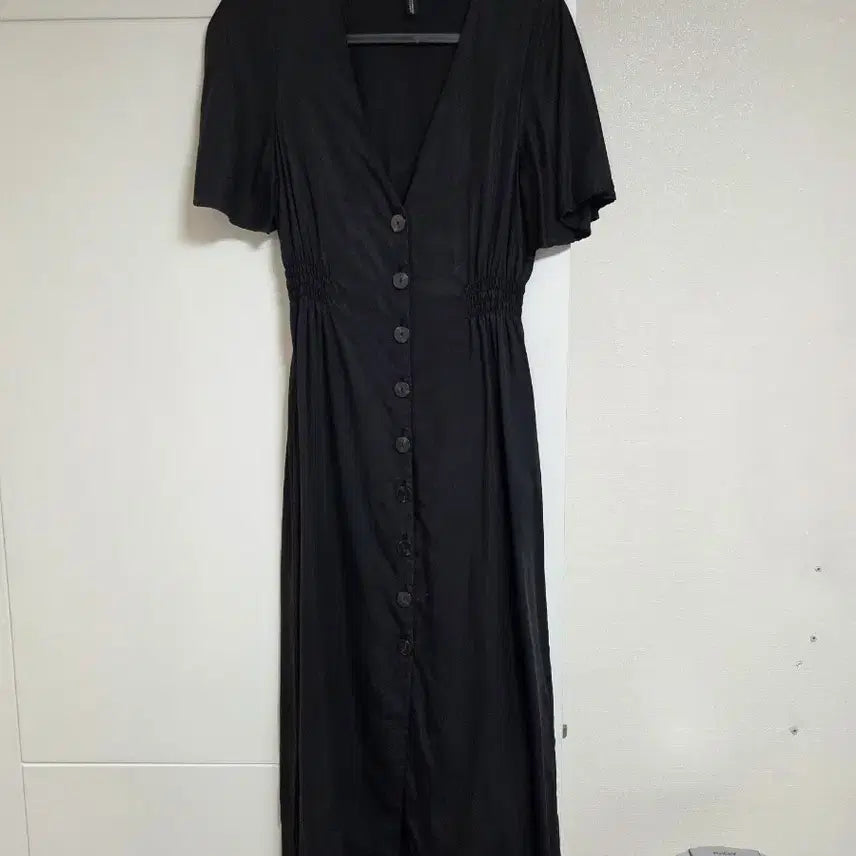 [BUNJANG] ZARA Black V-Neck Button Long Dress / 자라 블랙 브이넥 버튼 반팔 롱 원피스