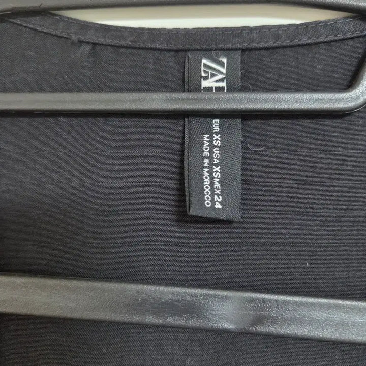 [BUNJANG] ZARA Black V-Neck Button Long Dress / 자라 블랙 브이넥 버튼 반팔 롱 원피스