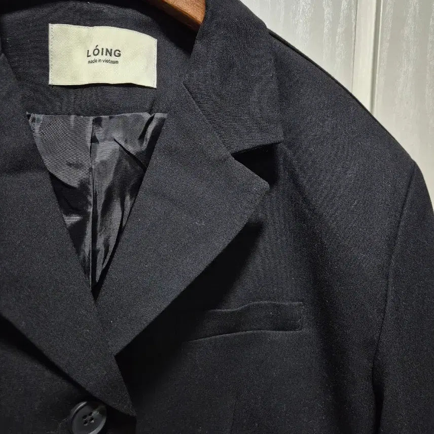 [BUNJANG] LOiNG Black Crop Jacket / (세일)(새상품)LOiNG 블랙 크롭 자켓