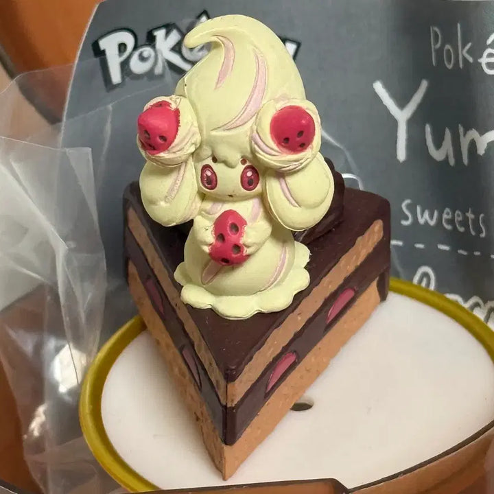 [BUNJANG] Pokemon Sweet Sweets Dessert Chocolate Mawhip Whip Gacha Figure / 포켓몬 가챠 스위트 스위츠 디저트 초콜릿 마휘핑 가챠 피규어