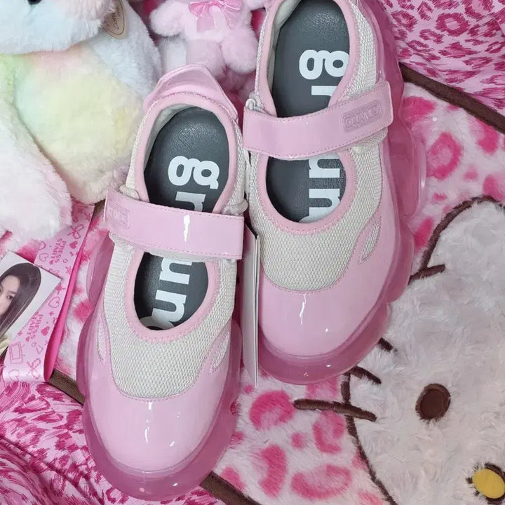 [BUNJANG] Grounds Muphy Mary Jane Strawberry Pink Enamel Shoes / 그라운즈 무피 메리제인 스트로베리 핑크 에나멜
