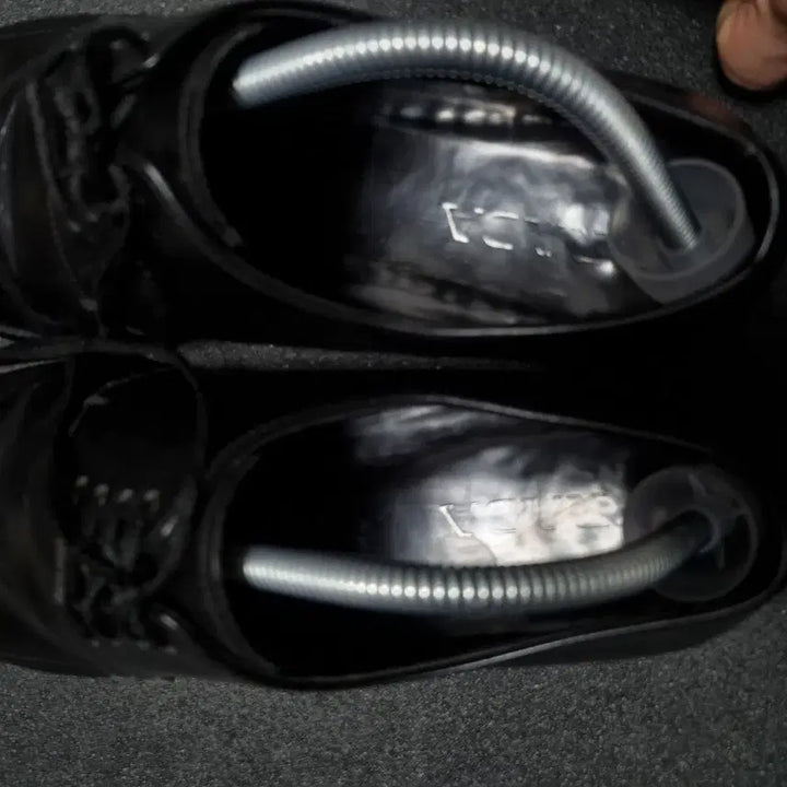 [BUNJANG] Prada Derby Shoes UK8 / 프라다 더비슈즈 uk8