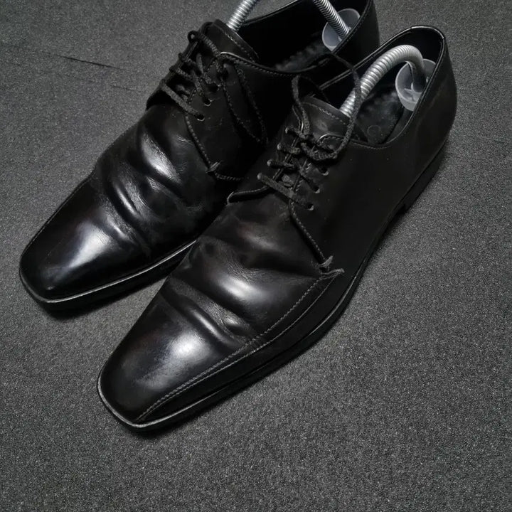 [BUNJANG] Prada Derby Shoes UK8 / 프라다 더비슈즈 uk8