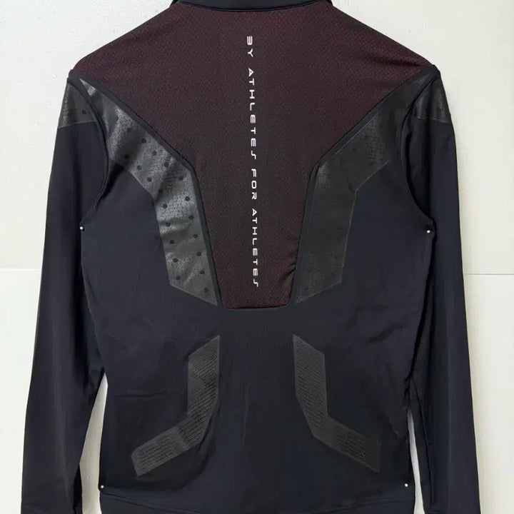 [BUNJANG] DYNAFIT Functional Zip-Up Jacket Black Training / 다이나핏(DYNAFIT) 기능성 집업 자켓 95 블랙 트레이닝
