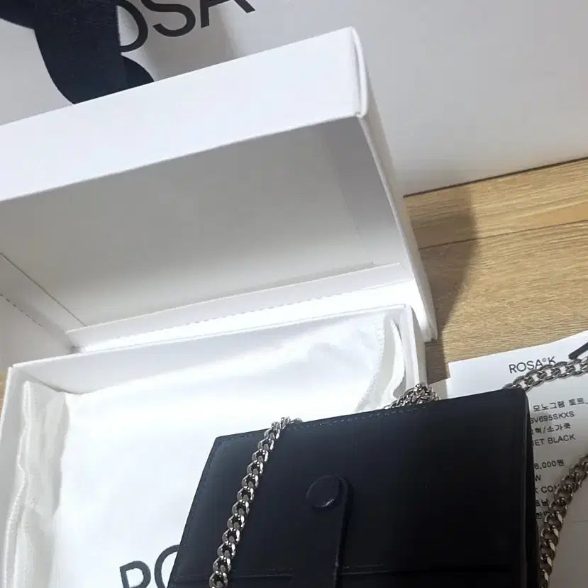 [BUNJANG] Rosa.K Monogram Chain Cross Card Wallet XS Secret Black / 로사케이 모노그램 체인 크로스 카드지갑 sk 새상품(쇼핑백, 박스 등)