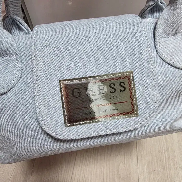 [BUNJANG] Guess Marilyn Monroe Upcycled Denim Crossbody Bag / 업사이클링 가방 켈리즈 게스 마릴린먼로 츄잉백 롱샴st